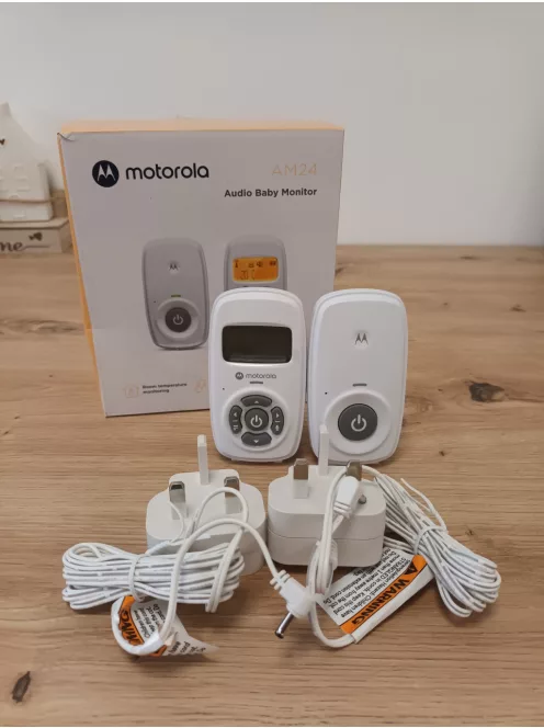 Motorola AM24 LCD kijelzős kétirányú bébiőr, OUTLET termék