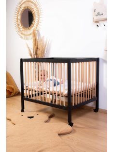   Childhome Premium fa járóka 3 állítható magassággal 98x78cm, kerekekkel, OUTLET termék