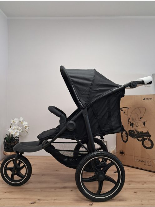 hauck Runner2 háromkerekű babakocsi XL levegős kerekekkel OUTLET termék