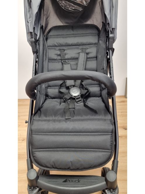 Hauck Rapid 4 babakocsi, születéstől 22 kg-ig, Outlet termék 