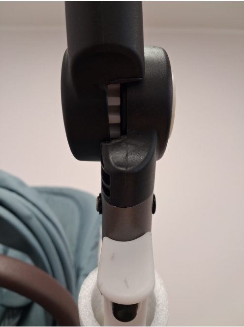 Cybex Gold EOS Lux 2 az 1-ben babakocsiszett, OUTLET termék