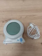 Tommee Tippee alvástréner ébresztőóra és éjjeli fény, OUTLET termék