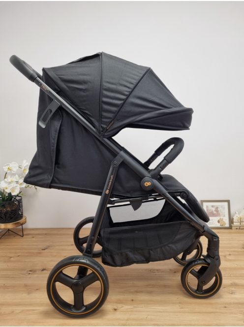 Kinderkraft TRIG 3 babakocsi 0-22 kg -ig- fekete OUTLET termék