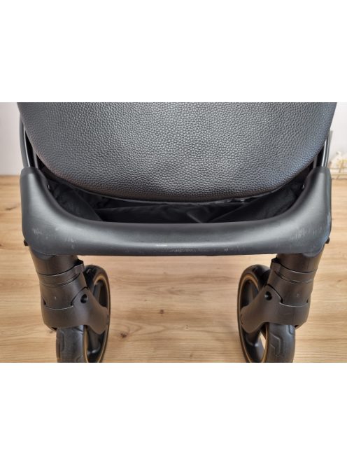 Kinderkraft TRIG 3 babakocsi 0-22 kg -ig- fekete OUTLET termék