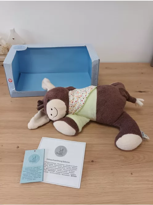 Sterntaler Emmi plüss játék szívhanggal, OUTLET termék