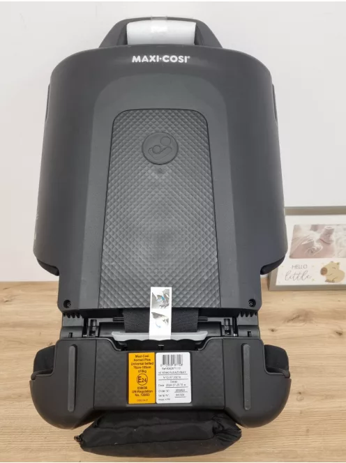 Maxi-Cosi Nomad Plus összecsukható autósülés 76-105 cm-ig. OUTLET termék