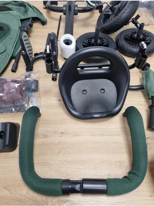 Kinderkraft Aveo tricikli 9 hónapos kortól 25 kg-ig- Outlet termék