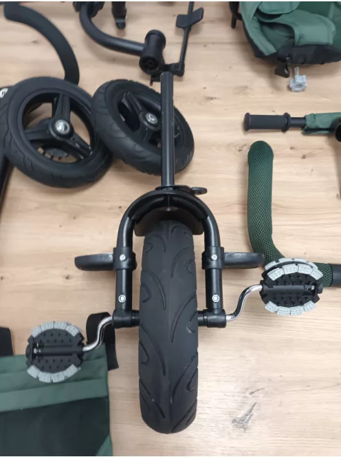 Kinderkraft Aveo tricikli 9 hónapos kortól 25 kg-ig- Outlet termék
