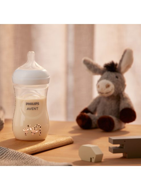 Philips AVENT cumisüveg Natural Response 260ml zsiráf