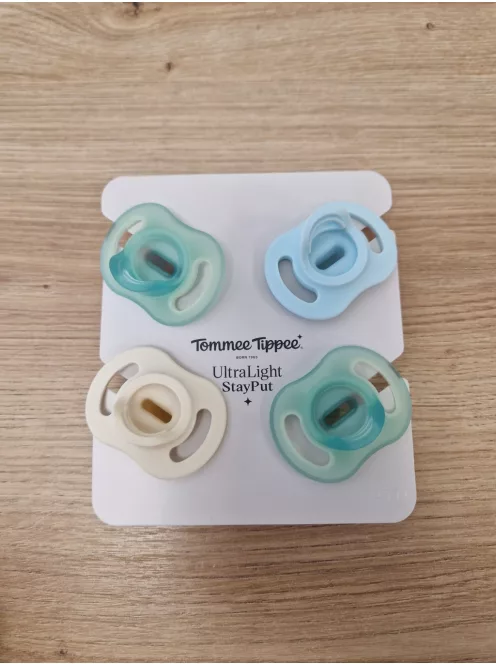 Tommee Tippee Ultrakönnyű StayPut és Night Glow cumi, 0-6 hónap, 4 db-os csomag, OUTLET termék