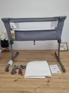 Chicco Next2Me Essential Babaöböl újszülötteknek, szülőágy mellé rögzíthető, állítható magasság, jó légáramlás, matraccal , táskával , 0-6 hónap, szürke OUTLET termék