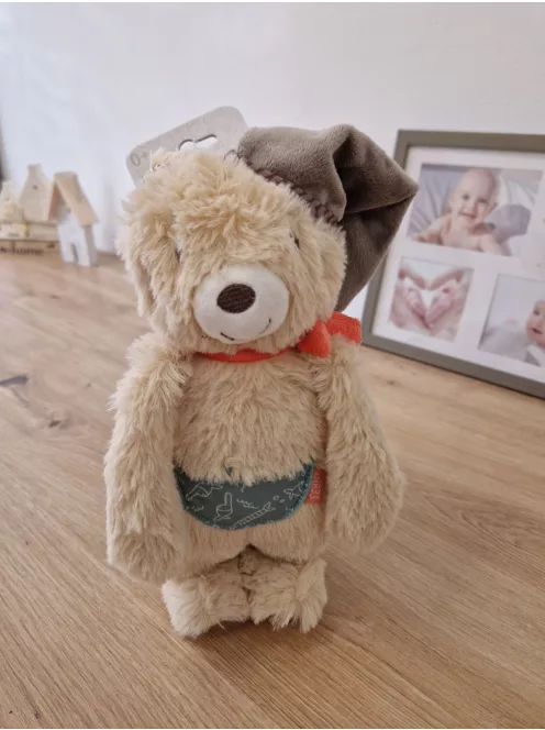 Fehn Bruno maci plüssjáték – puha teddy maci, babáknak és kisgyermekeknek 0 hónapos kortól OUTLET termék