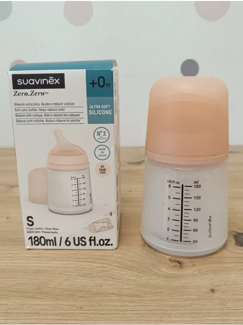 Suavinex Zero Zero anti-kolik cumisüveg lassú folyású szilikon etetőcumival (S), 0 hónapos kortól, újszülötteknek, 180 ml OUTLET termék