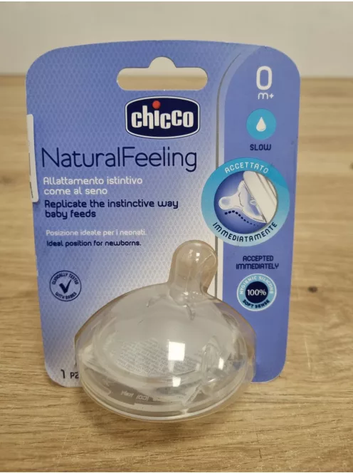 Chicco Natural feeling szilikon etetőfej 0+hó OUTLET termék