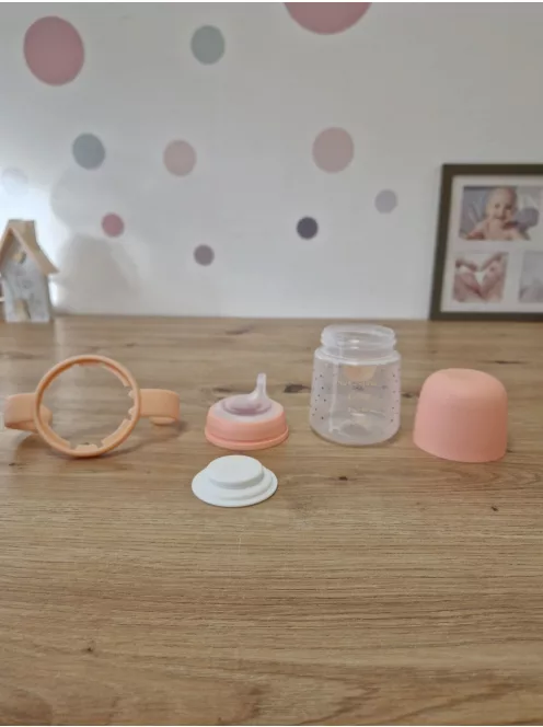 Suavinex itatópohár világító effektussal, csőrös pohár babáknak,150 ml, 6 hó+, OUTLET termék