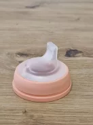 Suavinex itatópohár világító effektussal, csőrös pohár babáknak,150 ml, 6 hó+, OUTLET termék