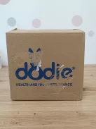 DODIE 4 db cumisüveg újszülötteknek, kerek anti-kólikás etetőcumival (2 x 150 ml és 2 x 270 ml) + 1 cumi újszülötteknek OUTLET termék