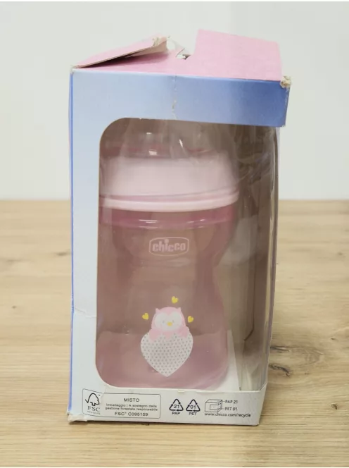 Chicco Natural Feeling anti-kólikás cumisüveg 2+ hónapos kortól, 250 ml OUTLET termék