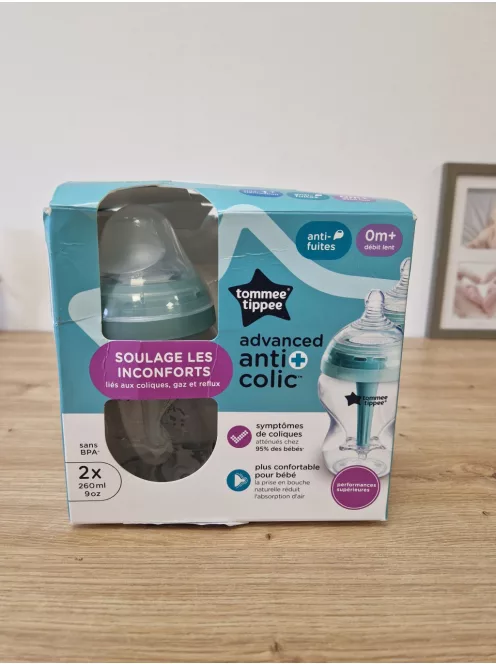 Tommee Tippee Anti-Colic cumisüveg szett 0+, 2 x 260ml OUTLET termék