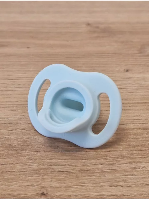Tommee Tippee Ultra-Light 4db-os szilikon cumi szett 0-6hó OUTLET termék