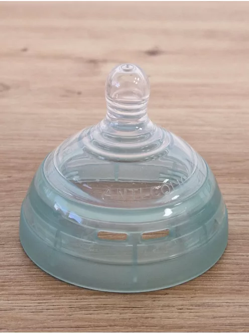 Tommee Tippee Anti-Colic cumisüveg szett 0+hó, 2x260ml OUTLET termék