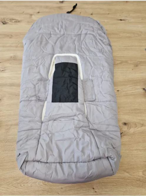 Moovo prémium bélelt bundazsak babakocsiba  0-6 hónapos korig 80 cm, kutya mintával a fejrésznél OUTLET termék