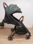 LIONELO Julie One Buggy babakocsi 22 kg-ig, szúnyoghálóval, lábzsákkal OUTLET termék