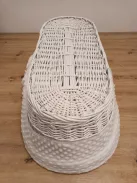 Fonott, Kézzel font fűzfavessző kosár- mózeskosár ágyneművel, fehér, 68 x 30 cm OUTLET termék