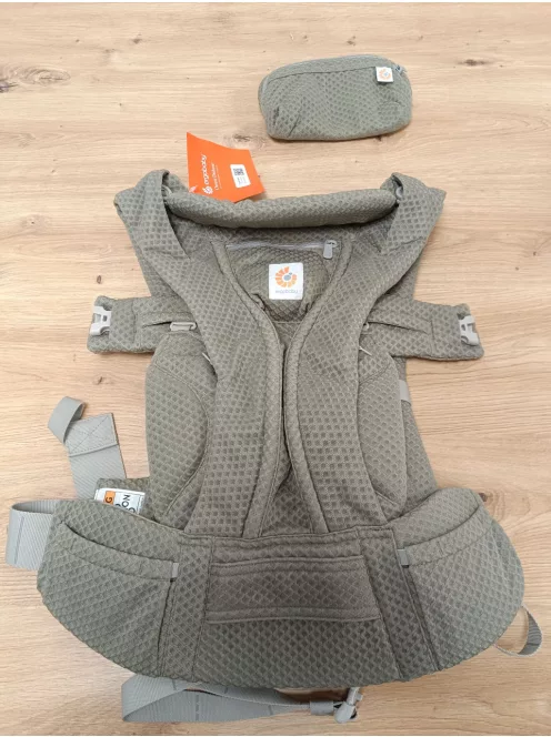 Ergobaby Omni Deluxe babahordozó újszülötteknek és kisgyermekeknek 0–48 hónapos korig OUTLET termék