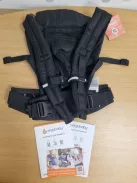 Ergobaby Adapt babahordozó újszülötteknek,  3 pozíció hason, csípőn, háton, születéstől 0–48 hónapos korig OUTLET termék