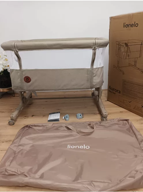 Lionelo Aurora 3 in 1 baböböl  9 kg-ig, ágy melletti kiságy OUTLET termék