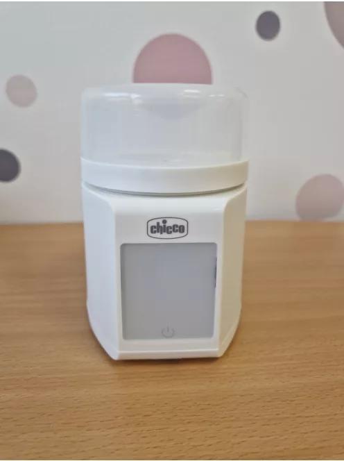 Chicco hordozható, multifunkciós cumisüveg-melegítő sterilizálóval, önsterilizáló, USB-C akkumulátoros, 7 adapterrel OUTLET termék