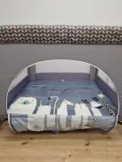 Lionelo Lene 2in1 utazóágy és járóka, születéstől 15 kg-ig, cipzáras oldalbejárat, gyors összecsukás, fékes kerekek, hordtáska OUTLET termék