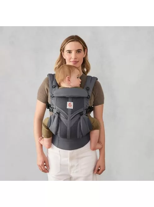 Ergobaby Omni Classic 4 pozíciós  babahordozó újszülötteknek és kisgyermekeknek, 0–48 hónapos korig szürke szìnű OUTLET termék