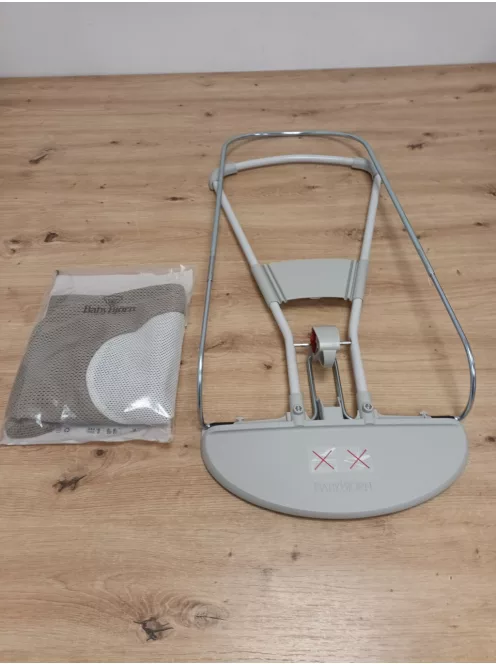 BabyBjörn Balance Soft baba pihenőszék, hálós anyag, szürke-bézs/fehér OUTLET termék