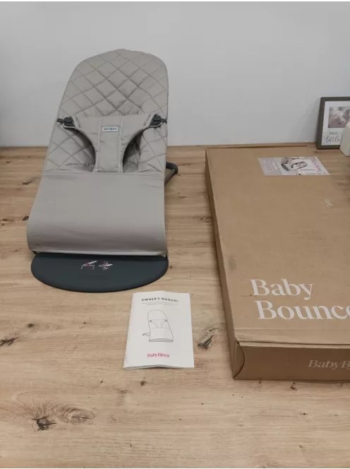 BabyBjörn Balance Soft babapihenőszék, hálós anyag, szürke-bézs/fehér OUTLET termék