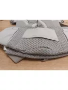 Ergobaby Omni Breeze ergonomikus babahordozó újszülött kortól 20 kg-ig, 4 hordozási pozícióval, szürke OUTLET termék