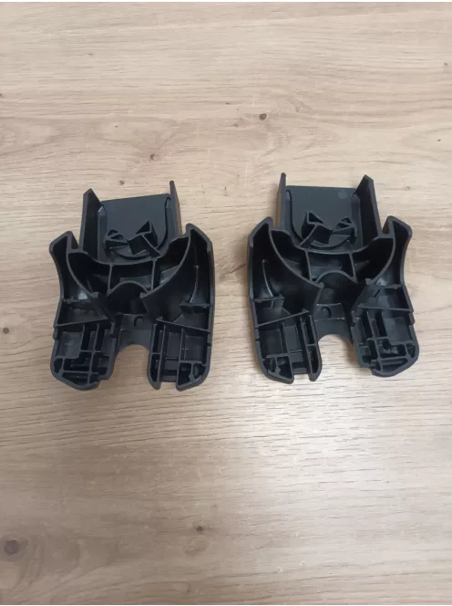 Maxi-Cosi autósülés-adapter. OUTLET termék
