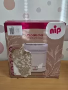 Nip sterilizáló cumisüvegekhez, gőzsterilizátor 6 cumisüveghez és tartozékokhoz, fehér OUTLET termék