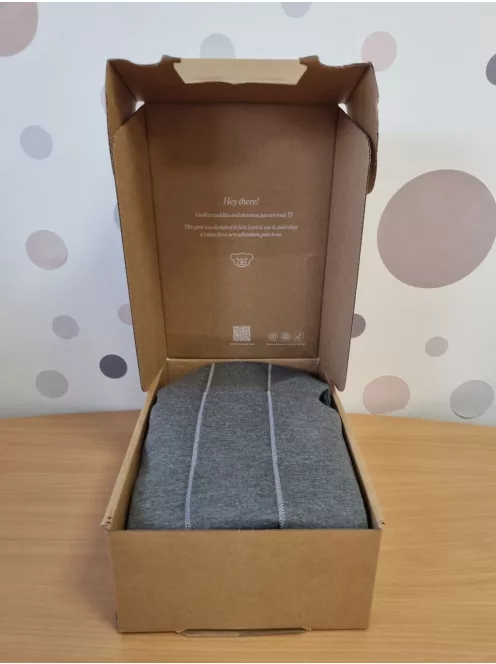 BABYBJÖRN Mini babahordozó, 3D Jersey, sötétszürke OUTLET termék