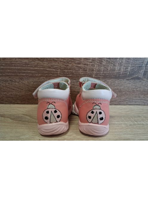 Asso lányka bőr szandál-Katicás 17-es méret