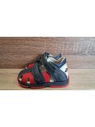 Asso bőr fiú zárt orrú szandálcipő 20-as méret